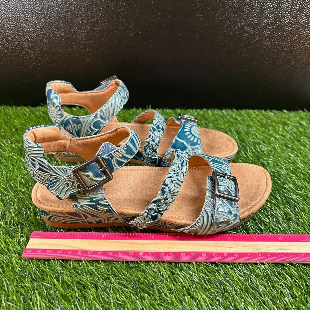 Brioso Tooled Leather Sandals Womens 8.5 Blue Floral Braided Strap Wedge